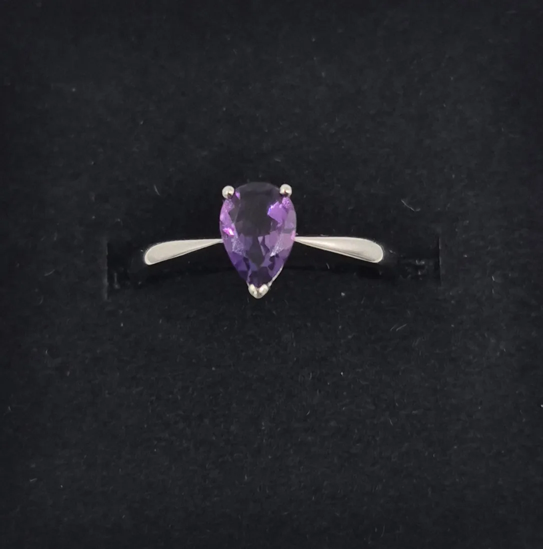 Aurelia White Gold Amethyst Engagement Ring